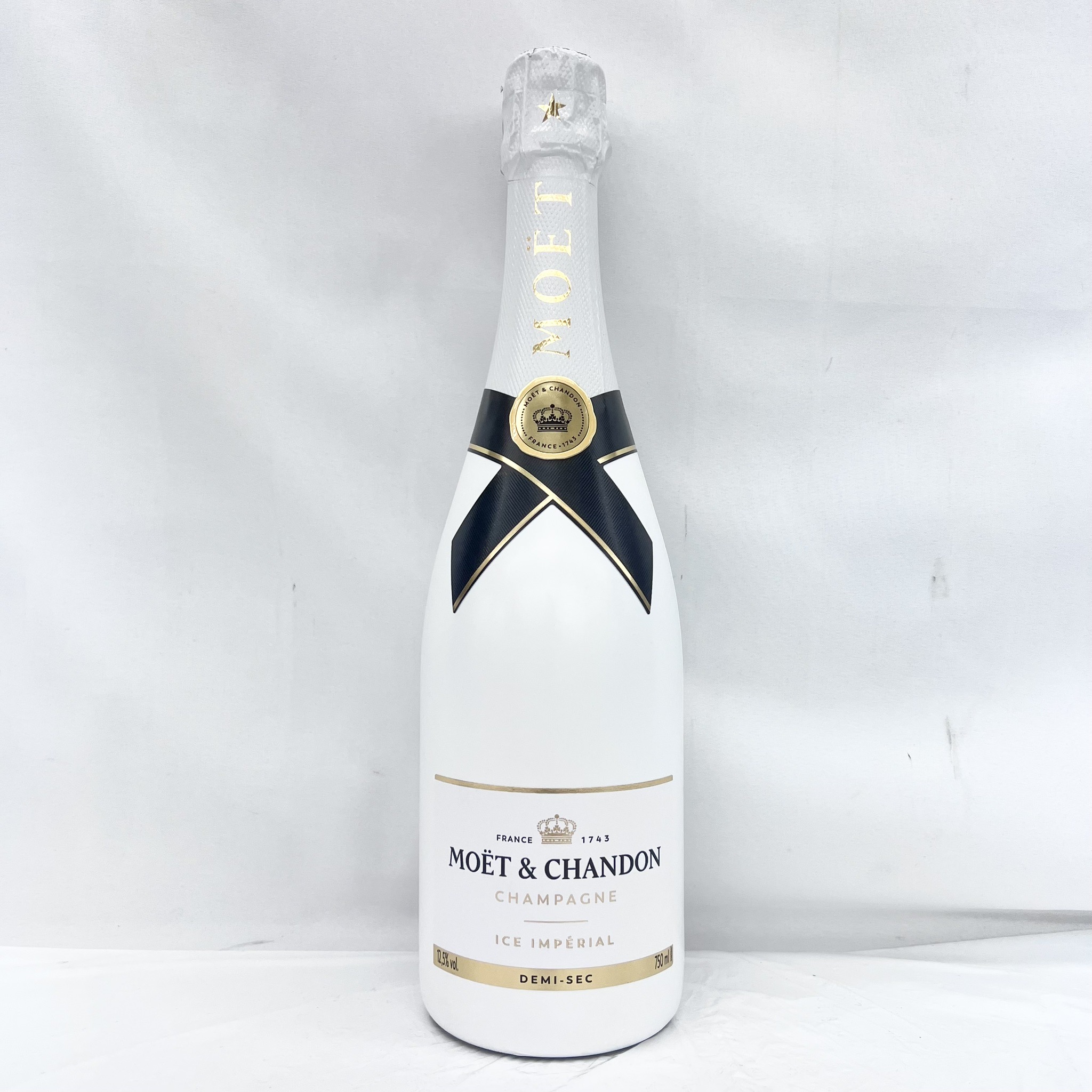 MOET&CHANDON モエ・エ・シャンドン アイス アンペリアル 新ラベル シャンパン 箱無