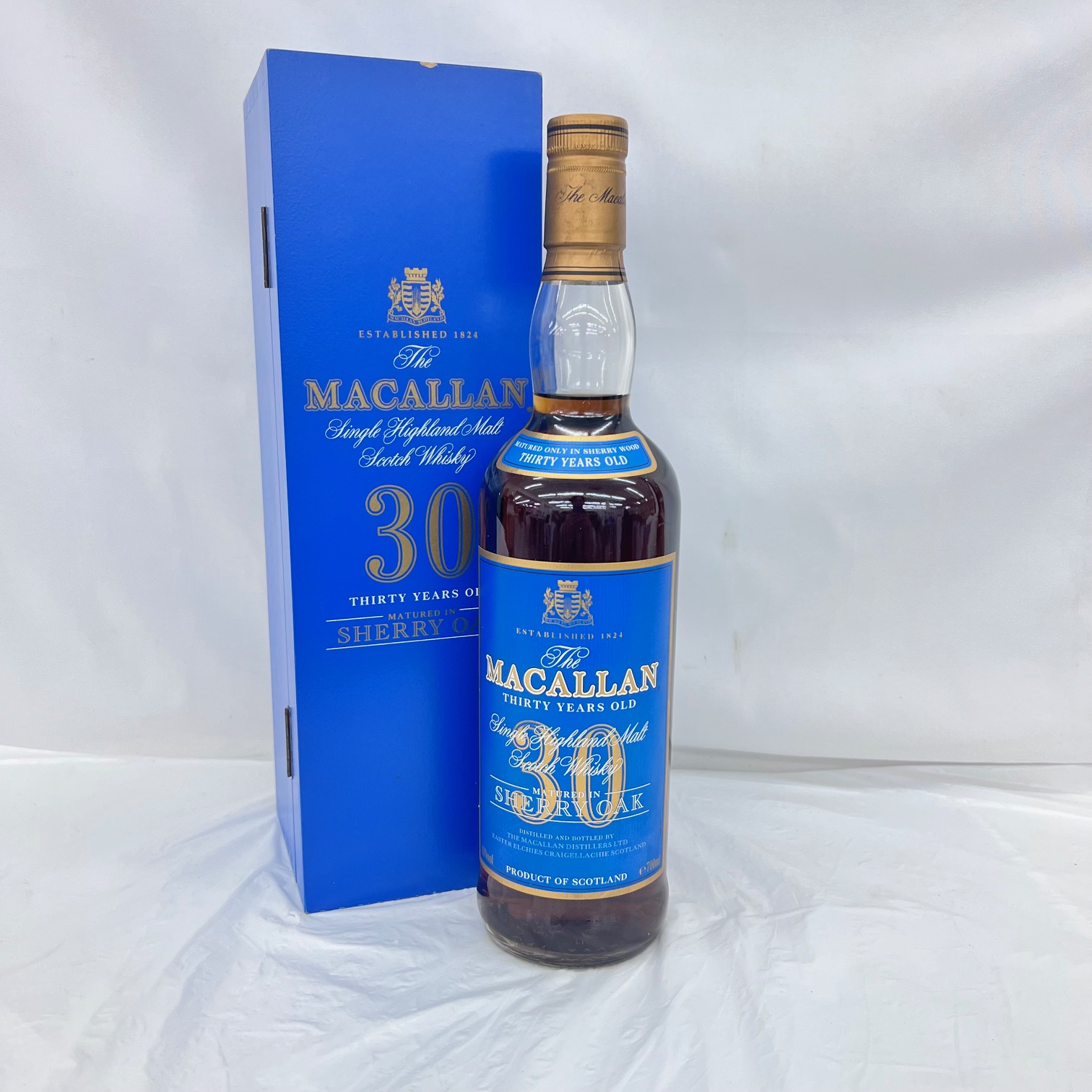 The MACALLAN ザ・マッカラン 30年 シェリーオーク ブルーラベル ウイスキー 700ml 43% 木箱付 12052588