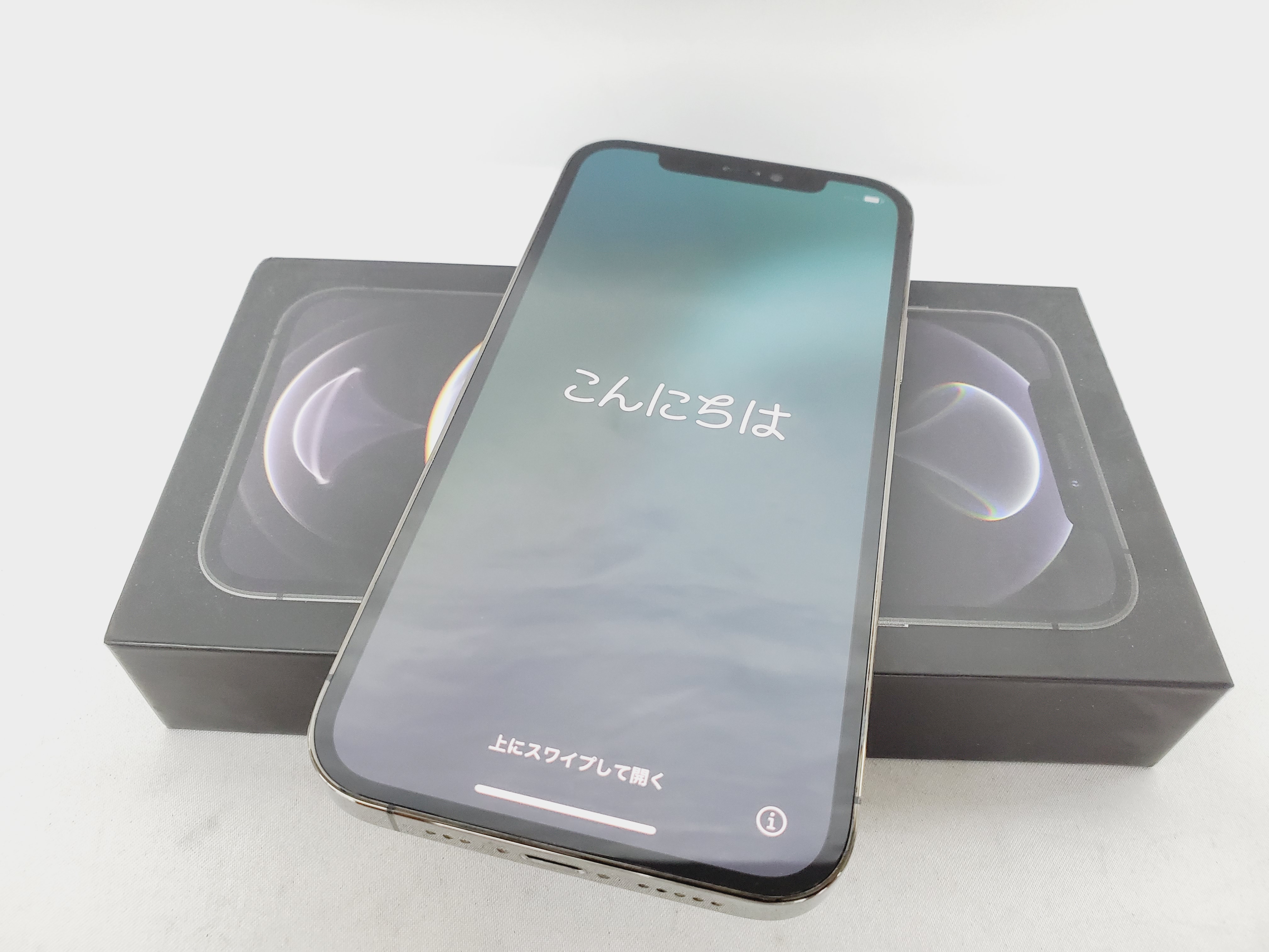 【中古品】国内版 SIMフリー スマートフォン Apple iPhone12 Pro 256GB MGM93J/A グラファイト 11877801