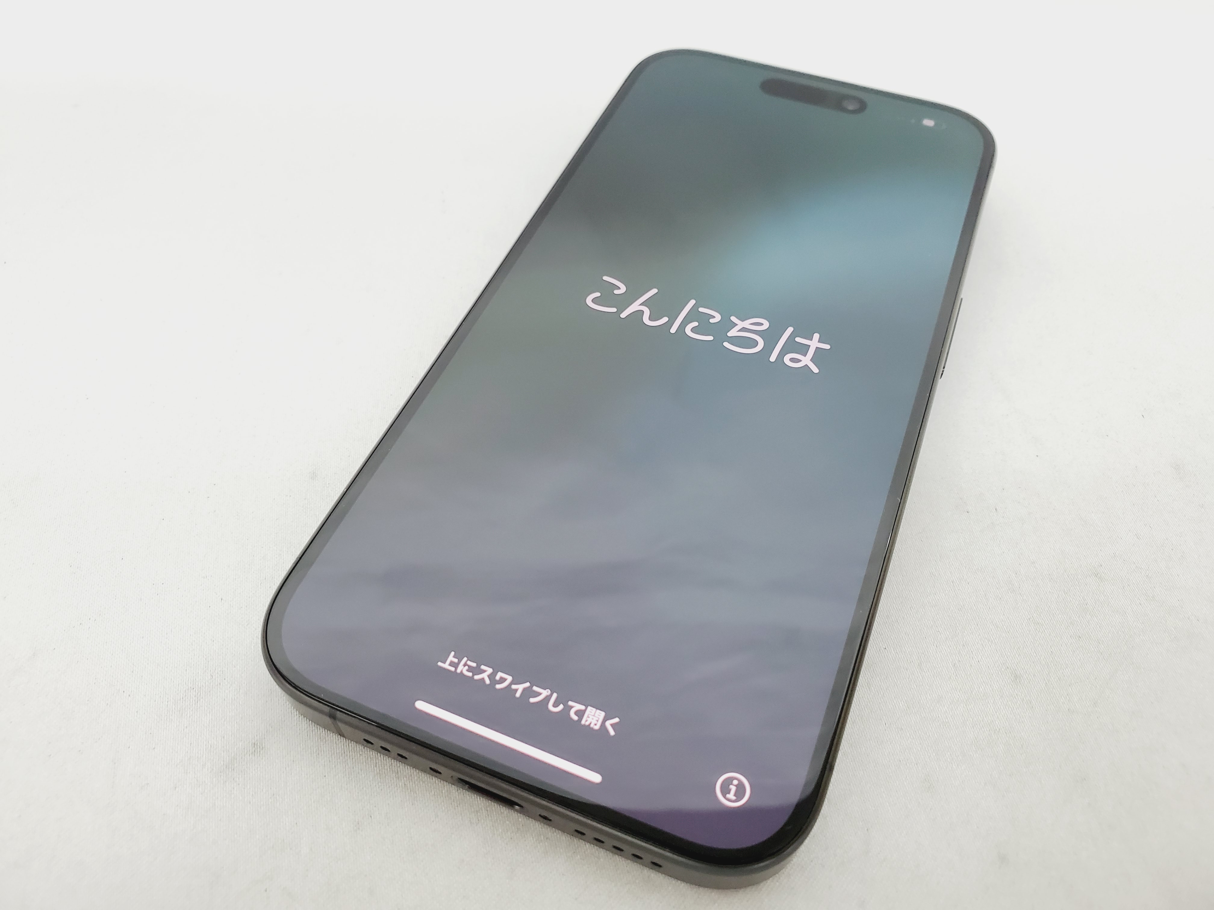 【美品】楽天mobile版 SIMフリー スマートフォン Apple iPhone15 Pro 256GB MTUC3J/A ブラックチタニウム 利用制限○ 11886606