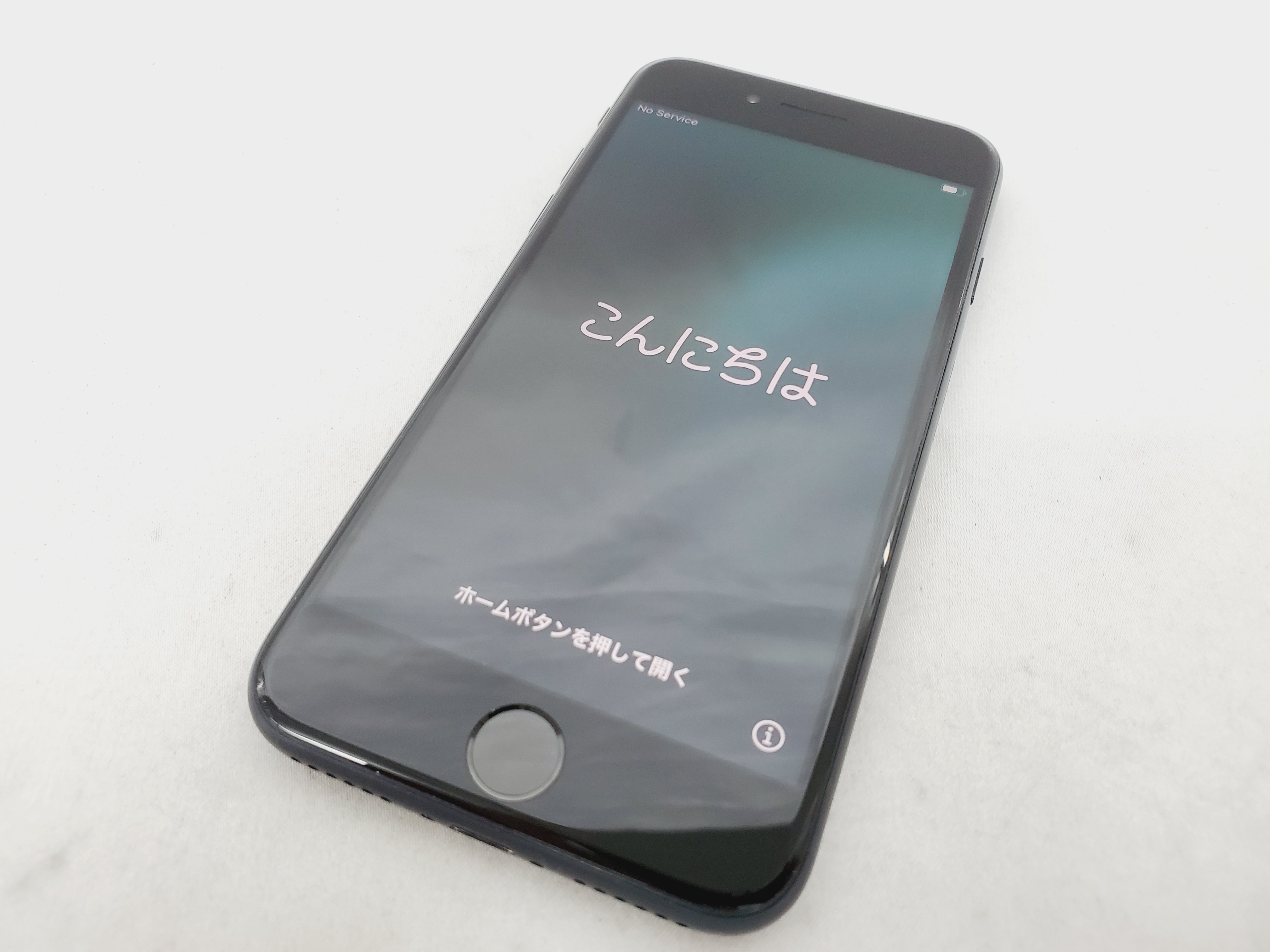 【中古品】国内版 SIMフリー スマートフォン Apple iPhone SE 第3世代 128GB MMYF3J/A ミッドナイト 11886610