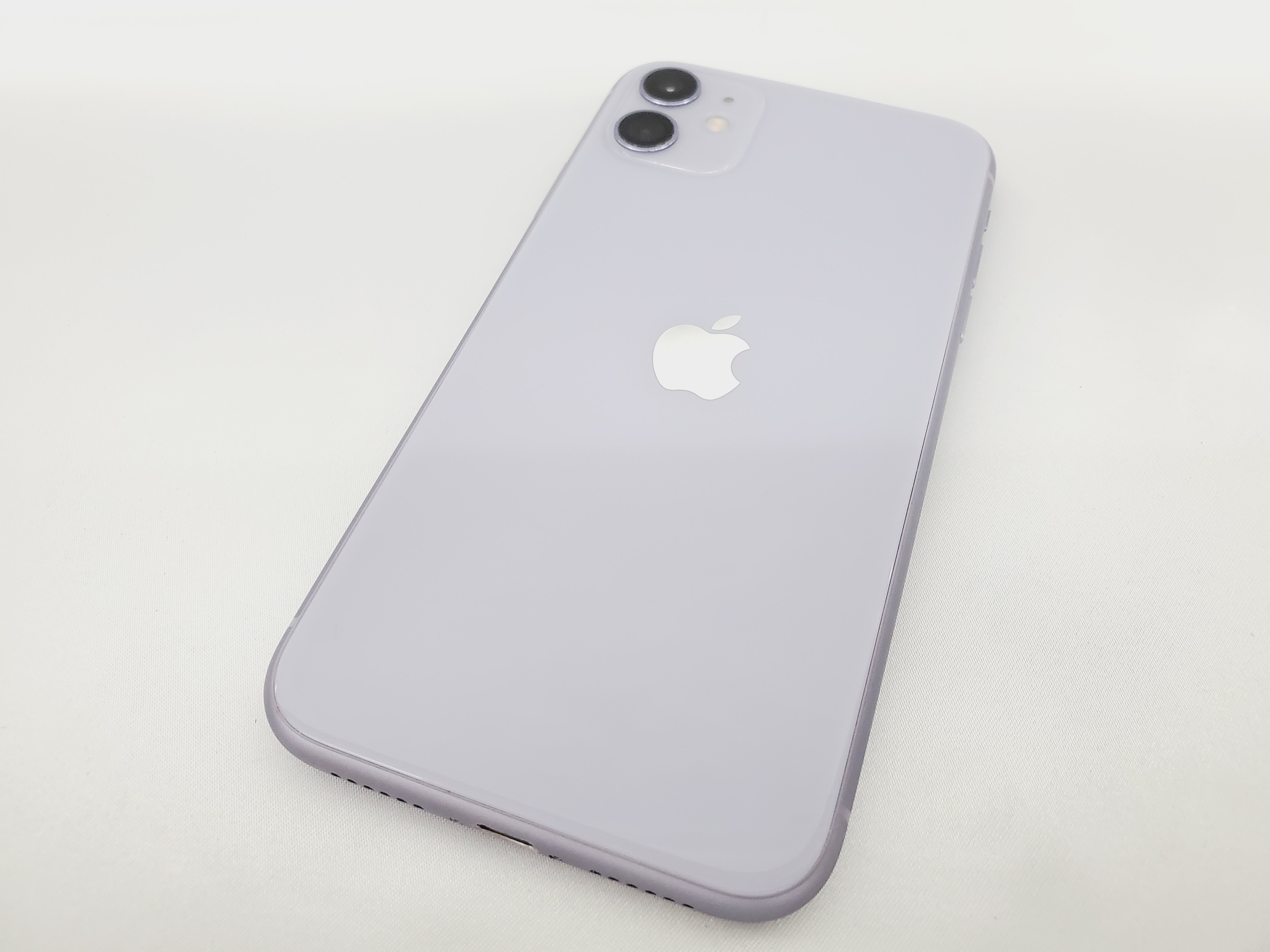 ※雪※docomo Apple iPhone 11 ホワイト Apple iPhone 11 128GB docomo 価格比較 - 価格.com