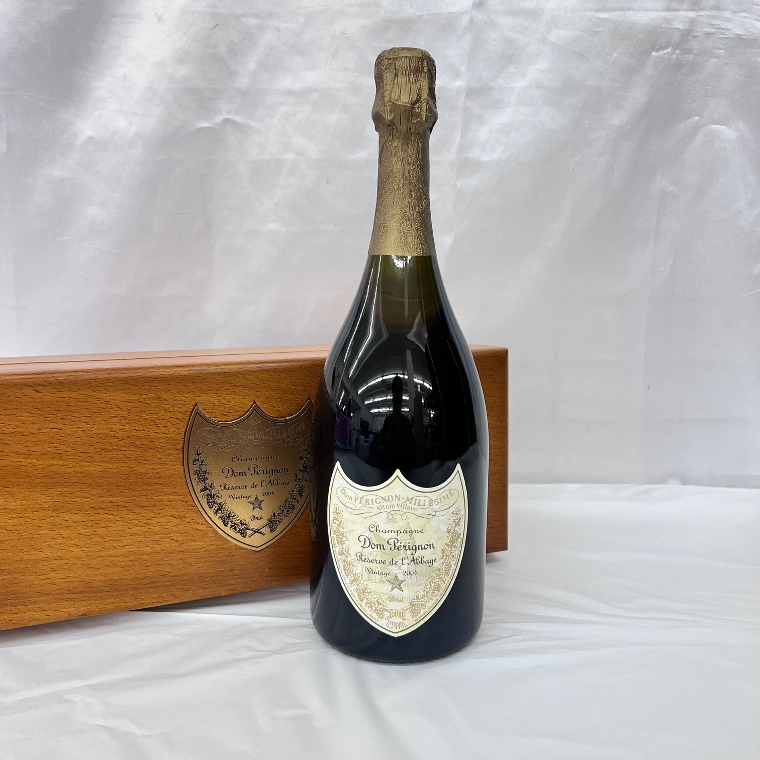 Dom Perignon ドンペリニヨン レゼルヴドゥラベイ 2004 ゴールド シャンパン 750ml 12.5% 木箱付き